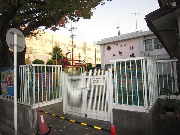 画像20:幼稚園、保育園「高田幼稚園まで500m」