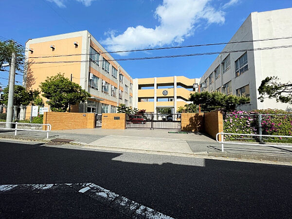画像18:小学校「名古屋市立豊岡小学校まで1350m」