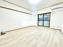 ベストハイツ呼続 1階1Kのリビング/ダイニング