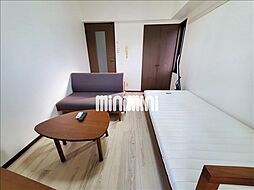 グローリアスＴＭ 8階1Kのリビング/ダイニング