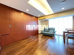 ロイヤルオーク栄セントラルプラザ 7階1LDKのリビング/ダイニング