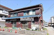 高畑駅より徒歩13分 1階 築44年2ヶ月の賃貸物件