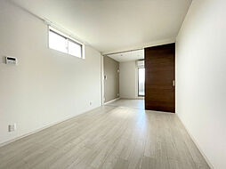 グランディール高畑 302 3階1LDKのリビング/ダイニング