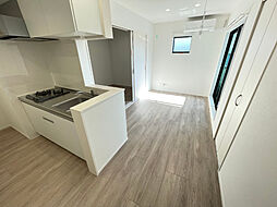 ＴＩＤＡ高畑 203 2階1LDKのリビング/ダイニング