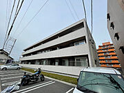 伏屋駅より徒歩3分 築6年5ヶ月 3階建の賃貸物件
