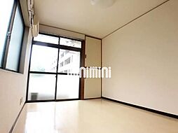 コージ弥生が岡 1階ワンルームのリビング/ダイニング