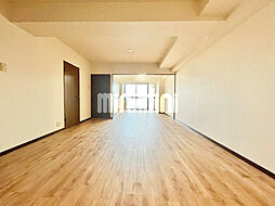 ティアラ山里 5階1LDKのリビング/ダイニング