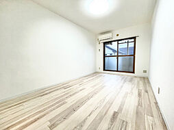 ソレーユI 2階1Kのリビング/ダイニング