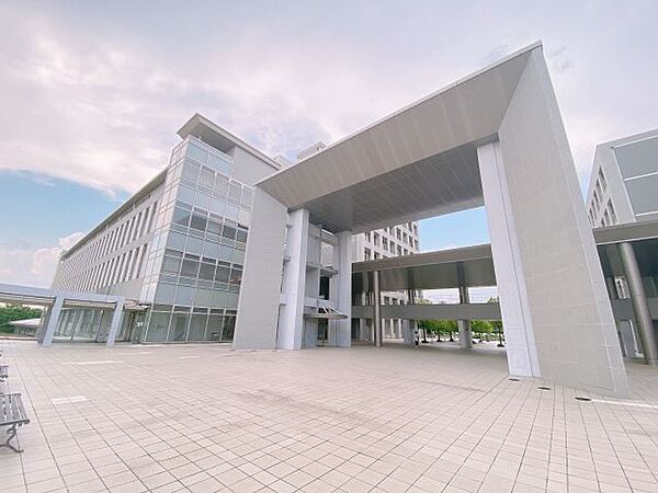 画像25:大学「愛知県立大学長久手キャンパスまで9900m」