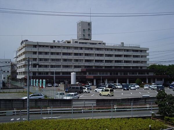 画像6:病院「徳洲会まで2200m」