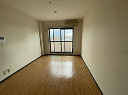 メゾン永森 4階ワンルームのリビング/ダイニング