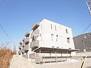 南大高駅より徒歩13分 築7年11ヶ月 3階建の賃貸物件