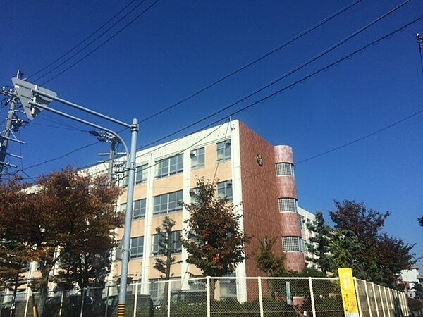 画像26:中学校「名古屋市立南陽東中学校まで651m」