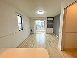 Ｆｉｏｒｅ 201 2階ワンルームのリビング/ダイニング