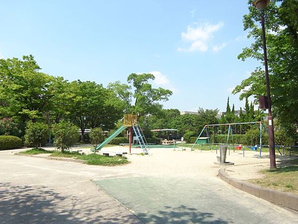 画像5:公園「上社公園まで510m」