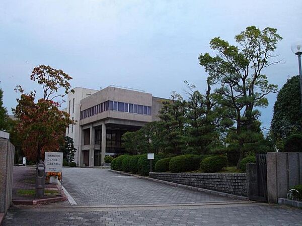 画像25:大学「東海学園大学名古屋キャンパスまで1600m」