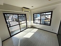 プロミネント石薬師 3階1Kのリビング/ダイニング