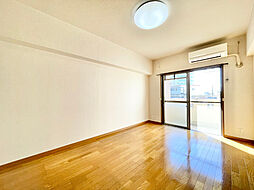 マンションリバーサイド 4階1Kのリビング/ダイニング