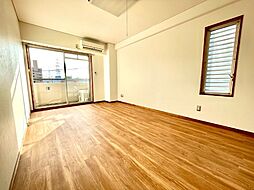 ラ・スール原 4階1Kのリビング/ダイニング