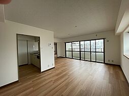 ハイツ平針 4階3LDKのリビング/ダイニング