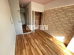 メゾン・ド・アージュ 4階ワンルームのリビング/ダイニング