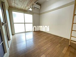 レオパレス植田第3 1階1Kのリビング/ダイニング