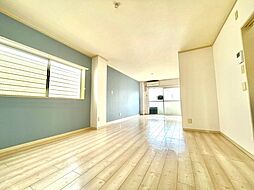 メゾンＷｉｔｈ 3階2LDKのリビング/ダイニング