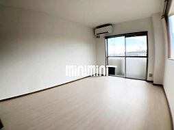 エステート植田 3階1Kのリビング/ダイニング