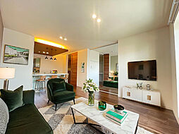 バルビゾン戸崎 2階2LDKのリビング/ダイニング