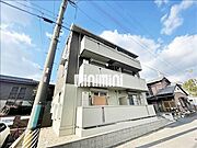 岡崎駅より徒歩6分 築7年9ヶ月 3階建の賃貸物件