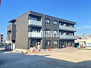 岡崎駅より徒歩8分 新築 3階建の賃貸物件