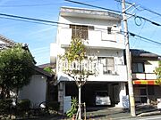 柳生橋駅より徒歩8分 築40年8ヶ月 3階建の賃貸物件