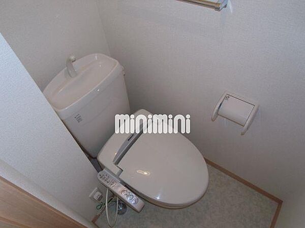画像7:シャワー付トイレです。