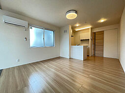 グリーンパーク弥生　Ａ 3階1LDKのリビング/ダイニング