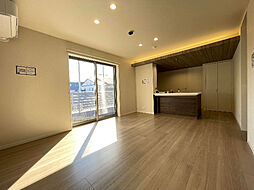 ラ　ソルティ 101 1階3LDKのリビング/ダイニング