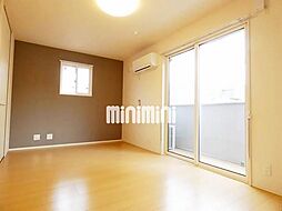 ジーニアル中田 1階ワンルームのリビング/ダイニング