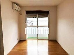 メゾン・ド・バウハウス 1階1Kのリビング/ダイニング