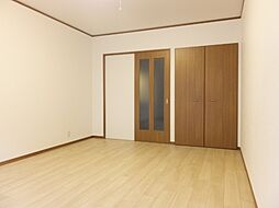 コーポアニヴェルセル