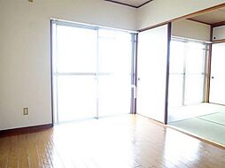 バロン幸定野 3階3DKのリビング/ダイニング