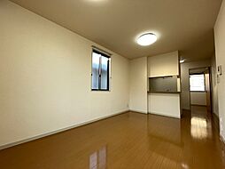 ロイヤルプラムガーデン　Ｄ