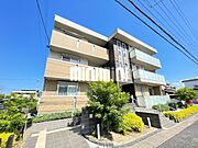 勝川駅より徒歩12分 築10年11ヶ月 3階建の賃貸物件