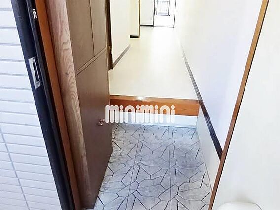 レクエルド藤浪_内装_0