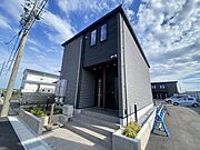 青塚駅より徒歩35分 築2年2ヶ月 2階建の賃貸物件