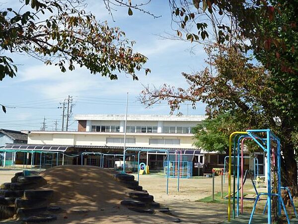 画像24:幼稚園、保育園「桜町保育園まで700m」