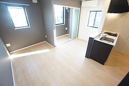 カサ　デ　クオーレ 203 2階1LDKのリビング/ダイニング