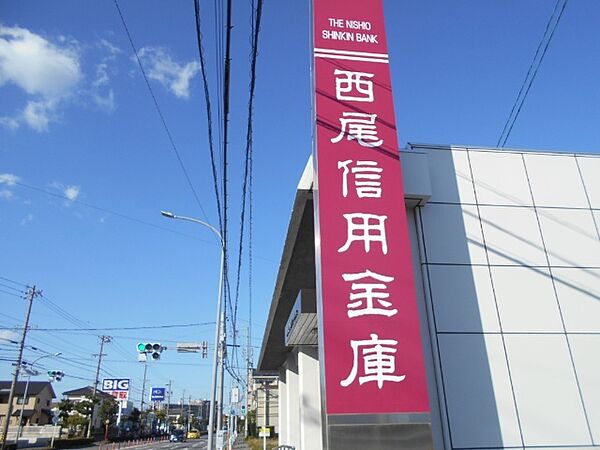 画像20:銀行「西尾信用金庫米津支店まで646m」