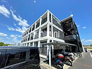 永覚駅より徒歩15分 築19年7ヶ月 3階建の賃貸物件