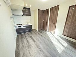 One’s (ワンズ) 201 2階ワンルームのリビング/ダイニング