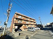 新清洲駅より徒歩10分 築32年6ヶ月 3階建の賃貸物件