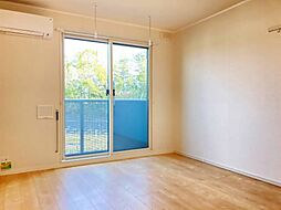 リトルフィールド 2階1Kのリビング/ダイニング